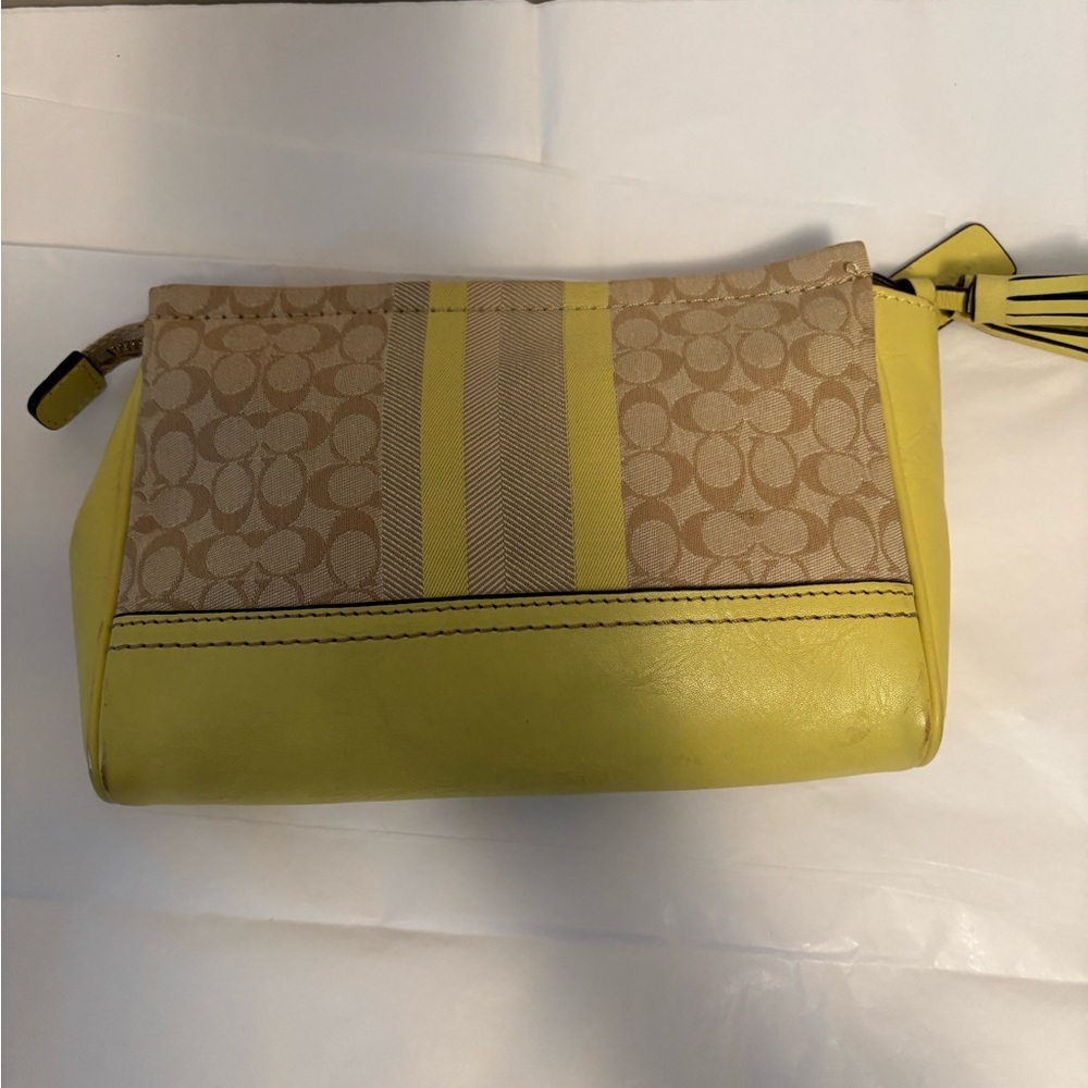Coach Legacy Signature Yellow and Tan Cosmetic Bag/ Wristlet with tassel and Ht - Picture 2 of 13